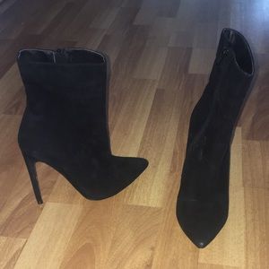 Steve Madden ankle booties